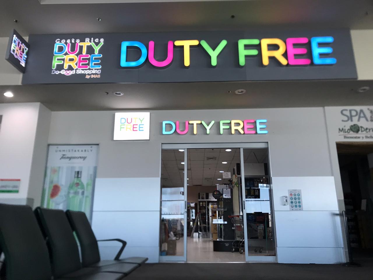 Passenger departures Store, at gate 5